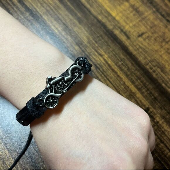 Motorcycle Decor fake leather Bracelet - Picture 5 of 9
